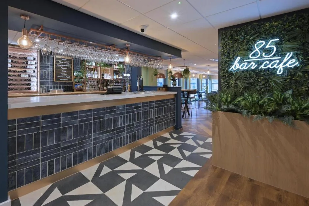 Travelodge Harrogate West Park