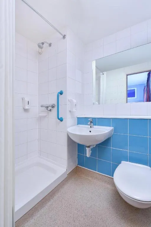 Travelodge Birmingham Central Broadway Plaza