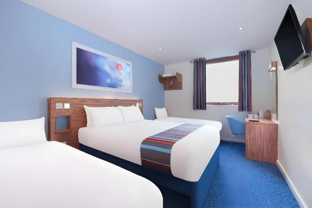 Bed in Travelodge Birmingham Central Newhall Street