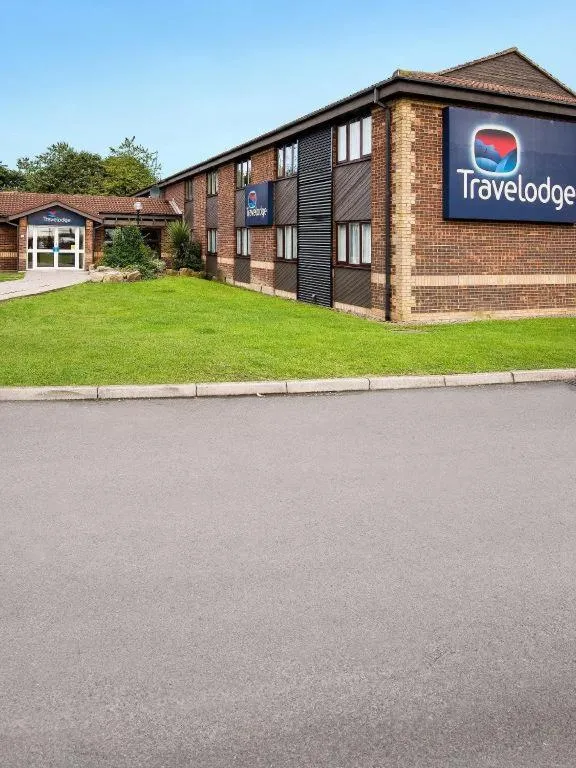 Travelodge Newcastle Whitemare Pool