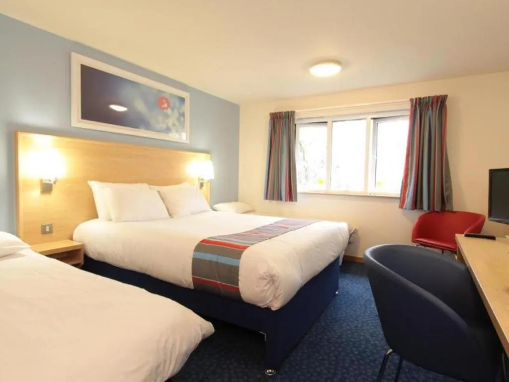 Bed in Travelodge St Austell