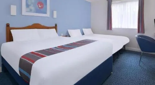 Travelodge Cardiff Airport