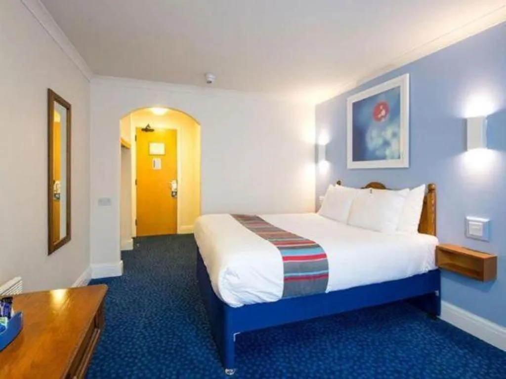 Bed in Travelodge Northampton Wootton