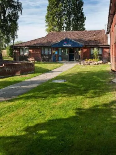 Travelodge Wirral Eastham