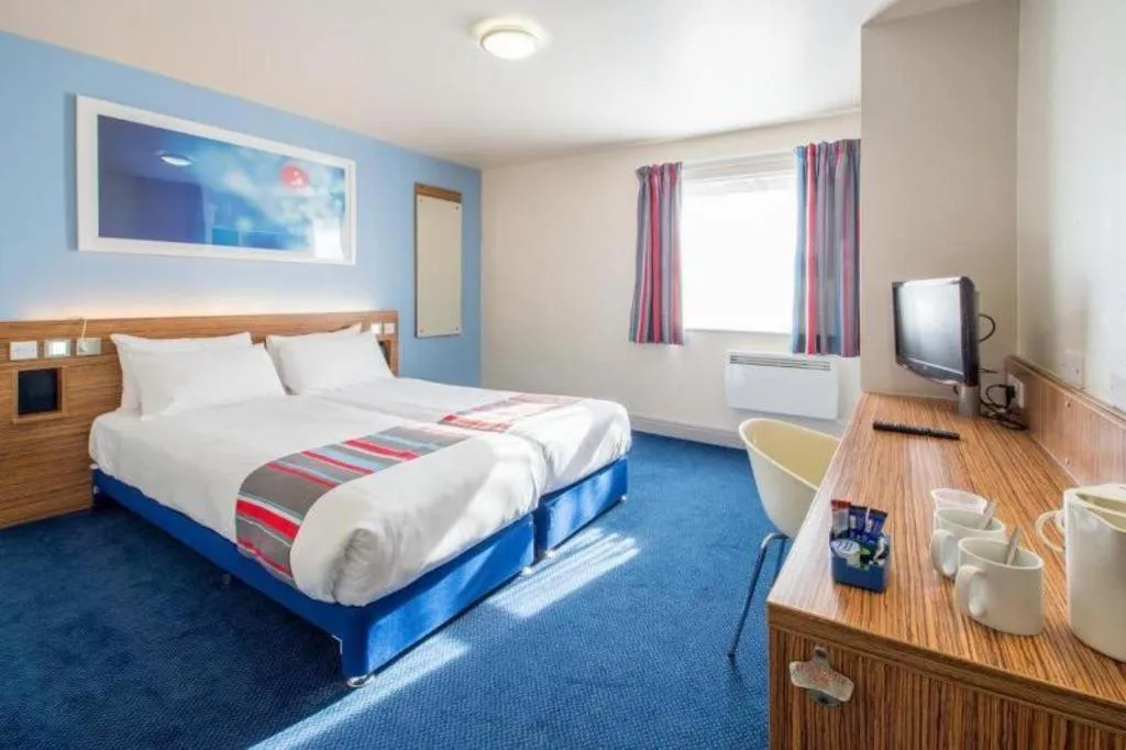 Bed in Travelodge Bodmin Roche