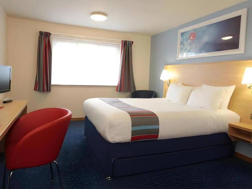 Bed in Travelodge Bodmin Roche