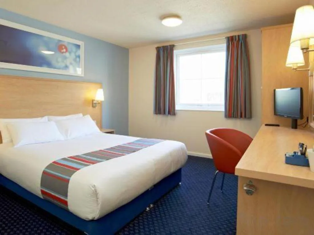 Bed in Travelodge Bodmin Roche