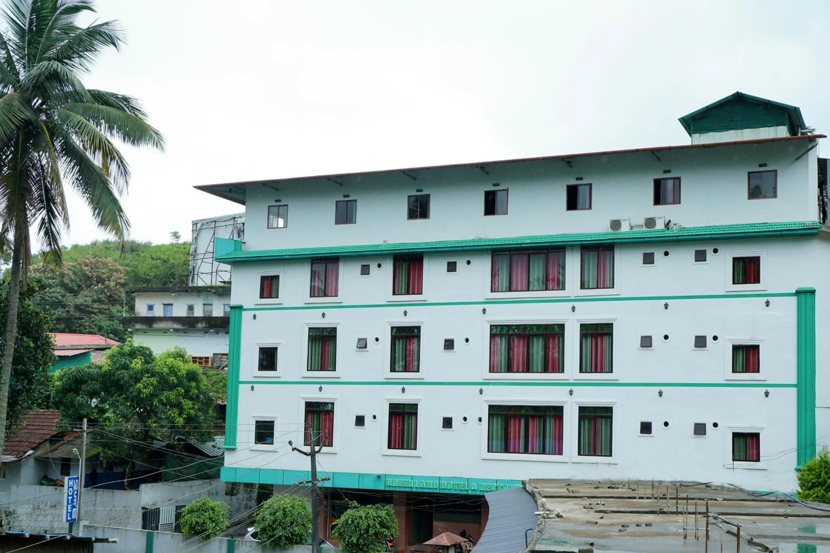 Facade/entrance in Hotel O Greenland