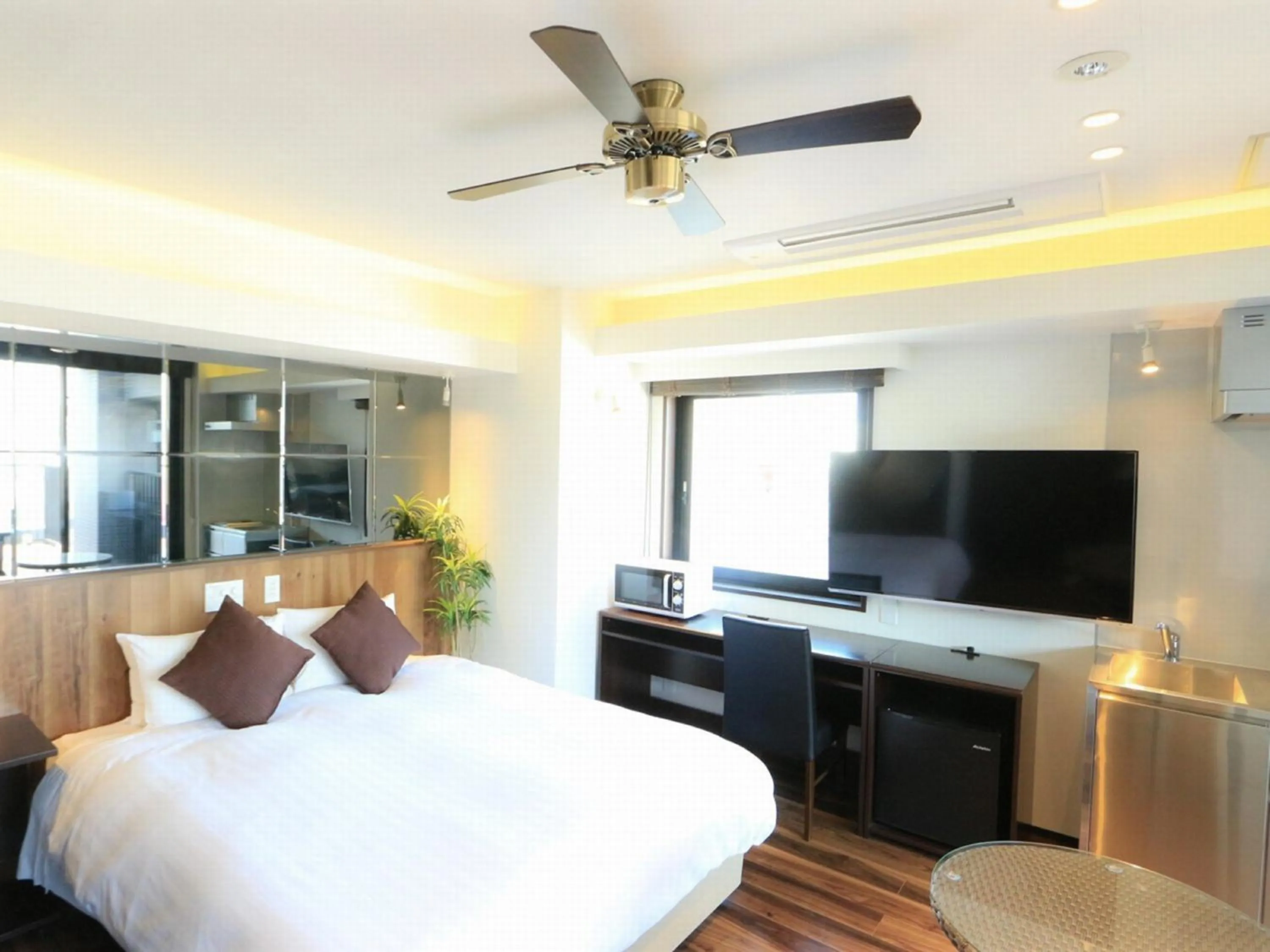 Bed in HOTEL LiVEMAX Higashi Ginza