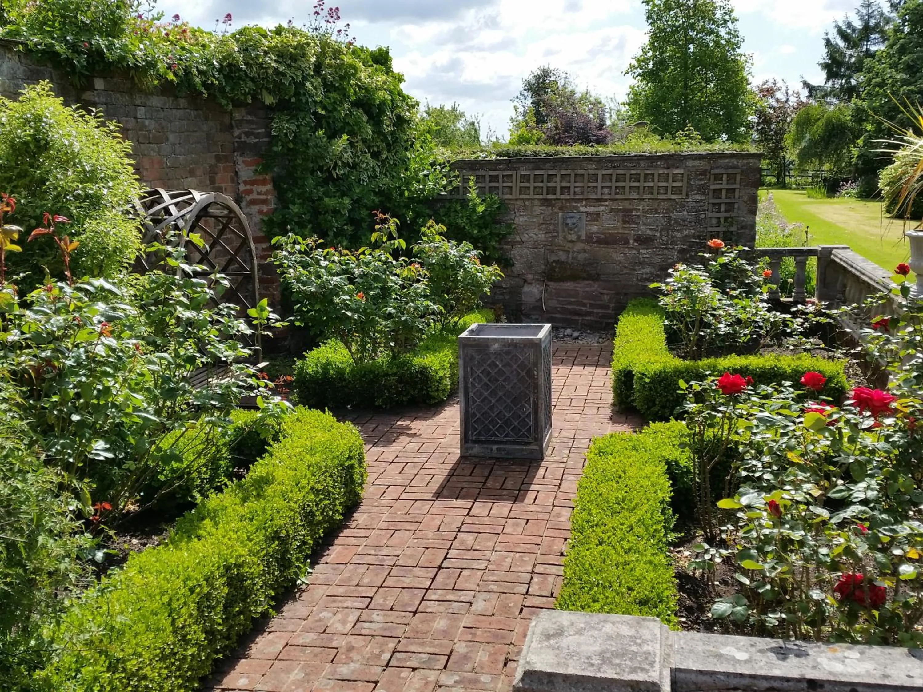 Garden in Blaisdon House B&B
