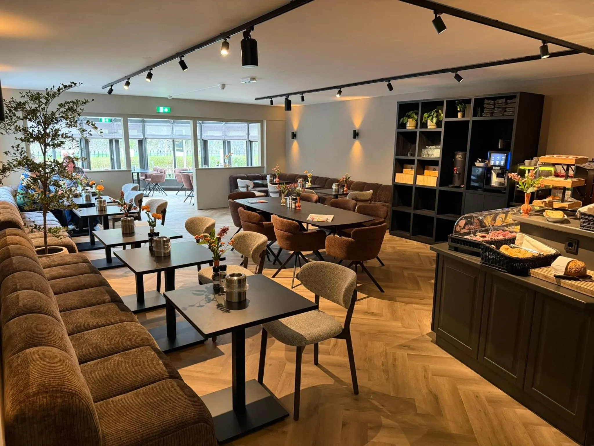Breakfast in Hotel het Uilenbos