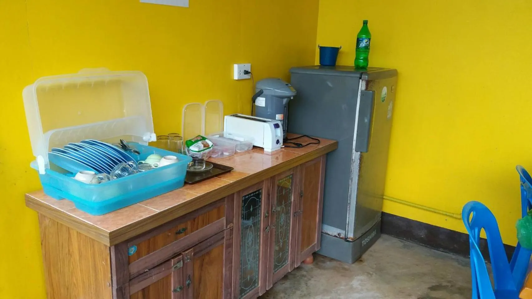 Breakfast in Lanta Long Beach Hostel