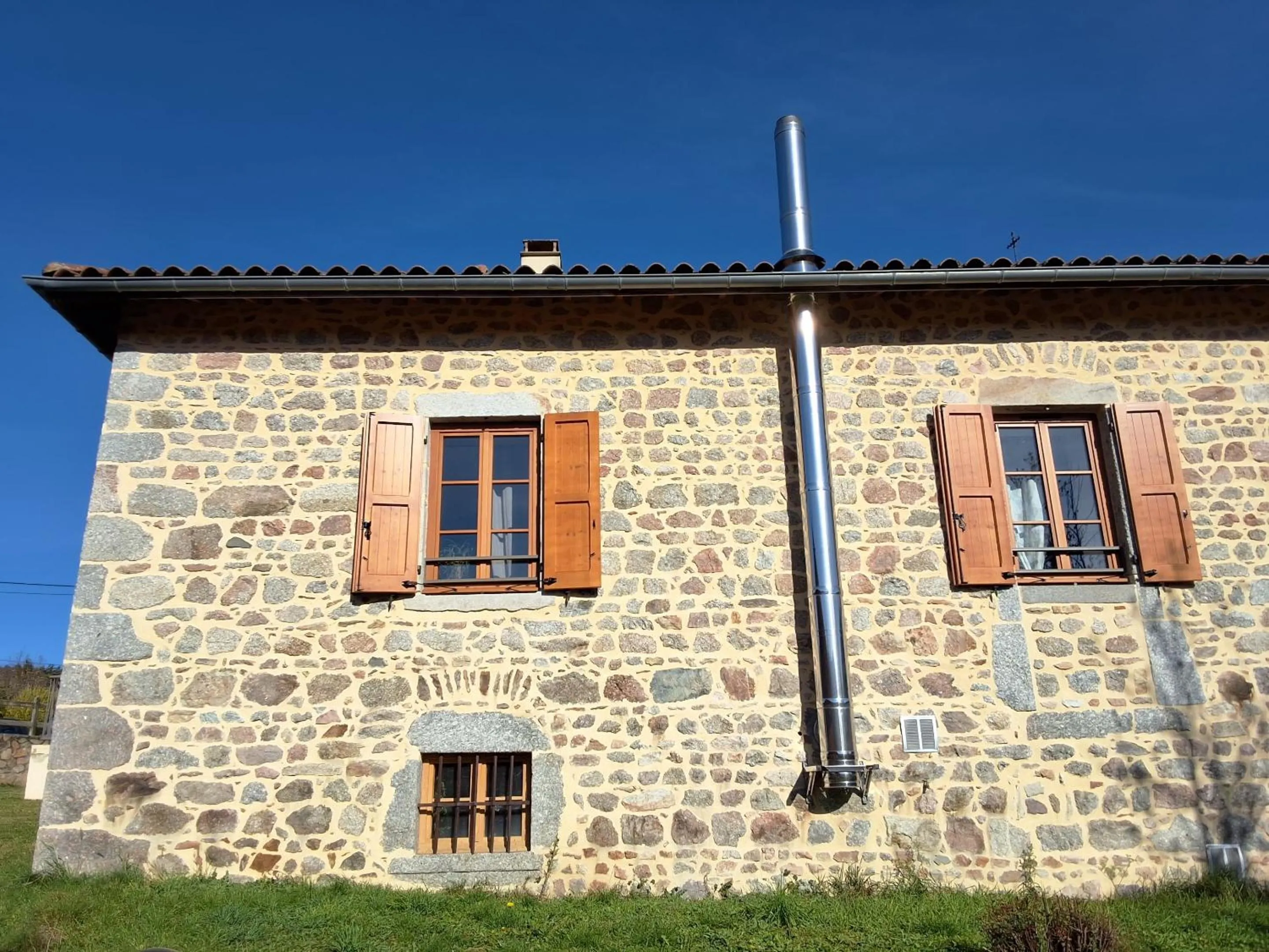 Property building in L'auberge De La Source