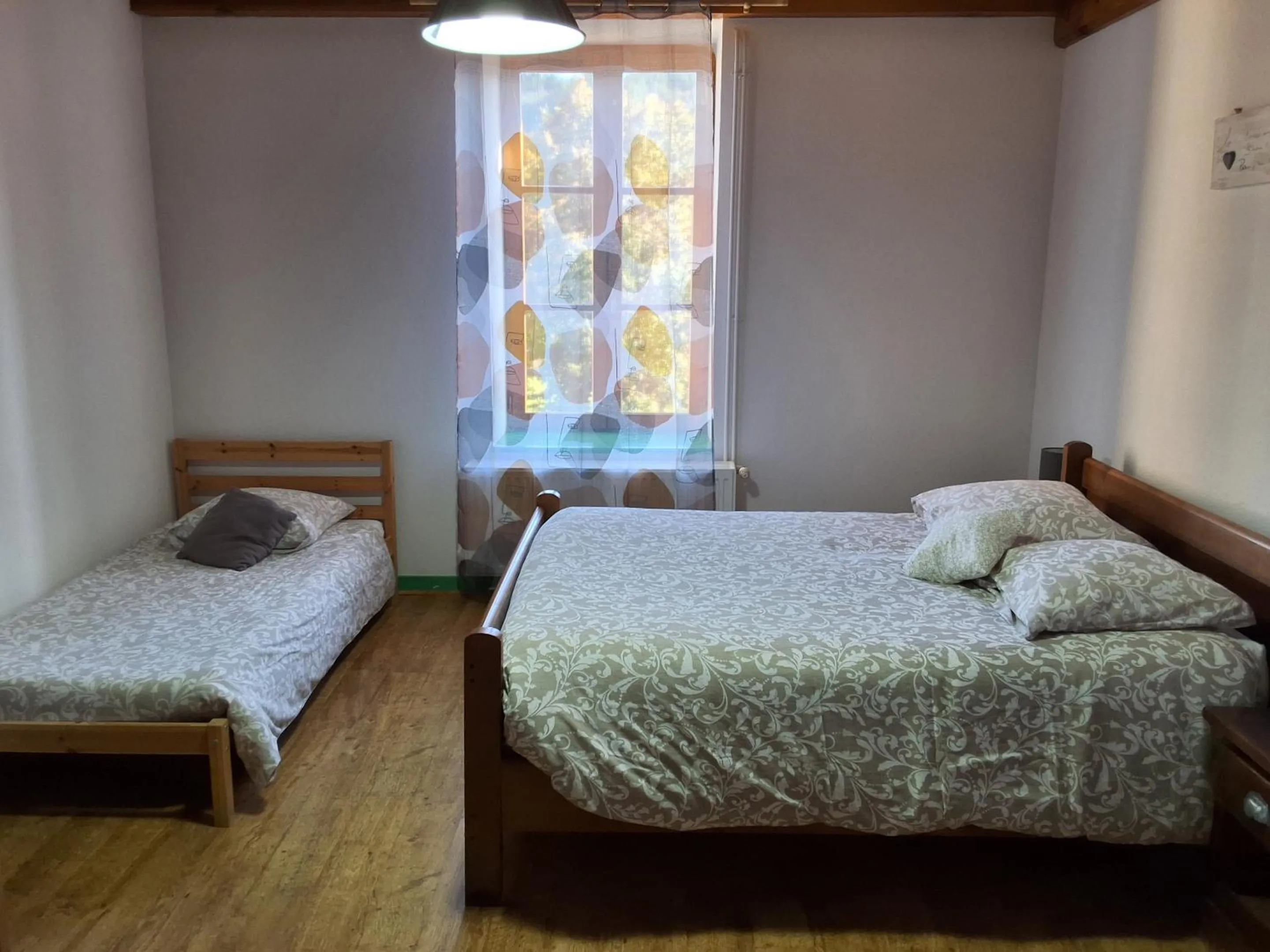 Bedroom, Bed in L'auberge De La Source