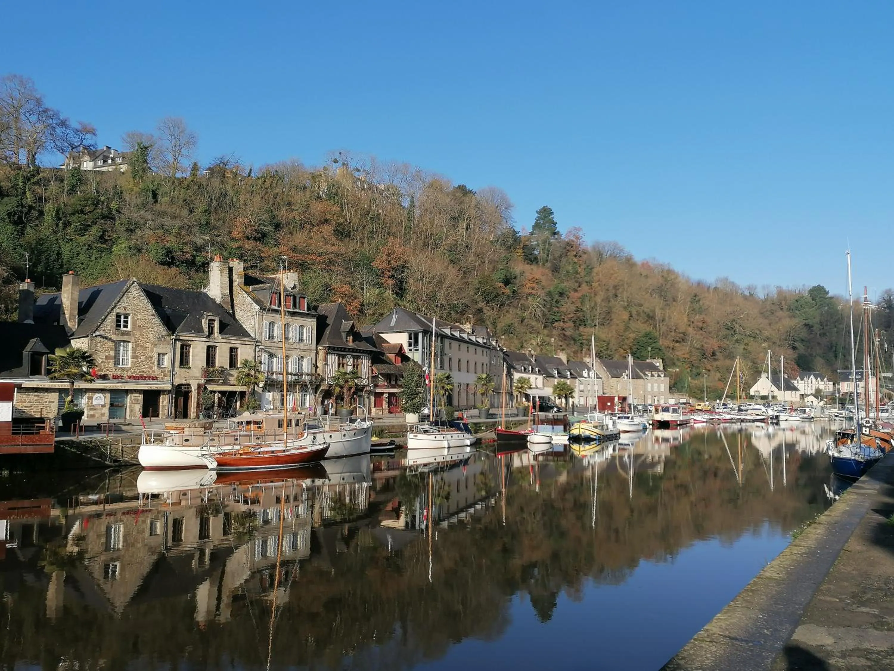 Nearby landmark in La Tocade Del Arte - Dinan