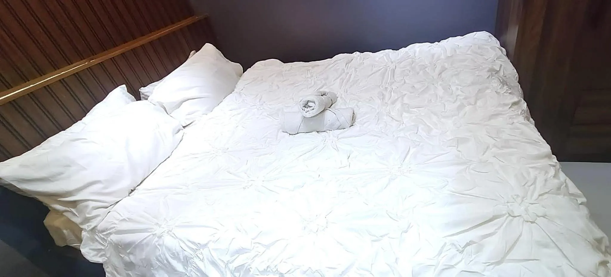 Bed in Gaea's Apartments