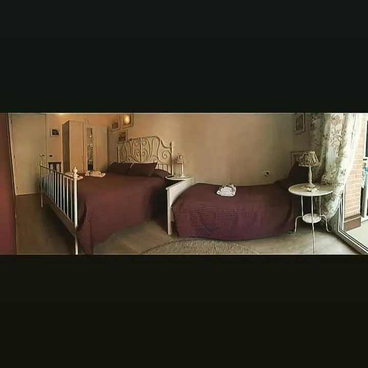 Triple Room with Private Bathroom in B&B San Vitale