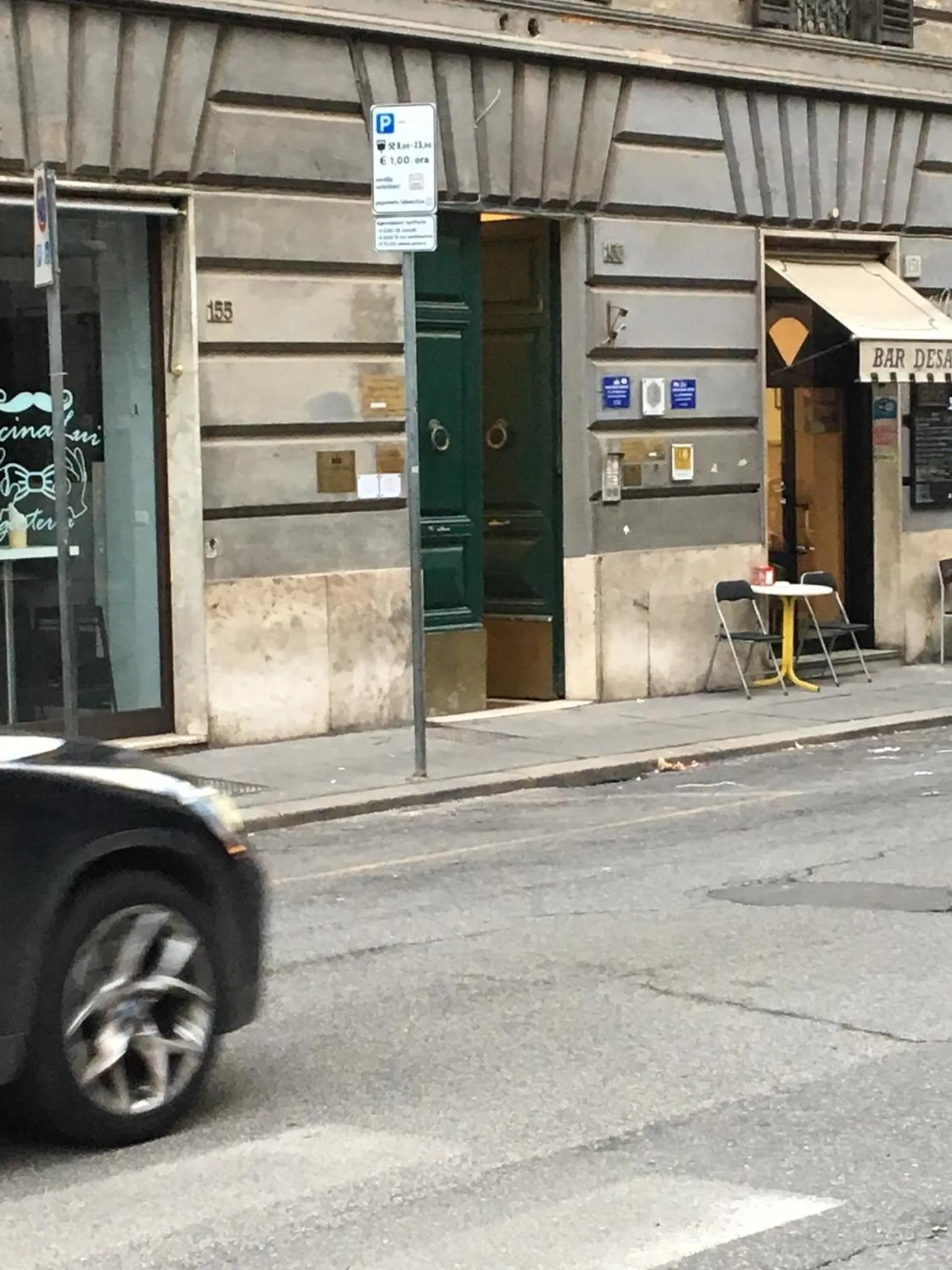 Property building in Maison Coquette