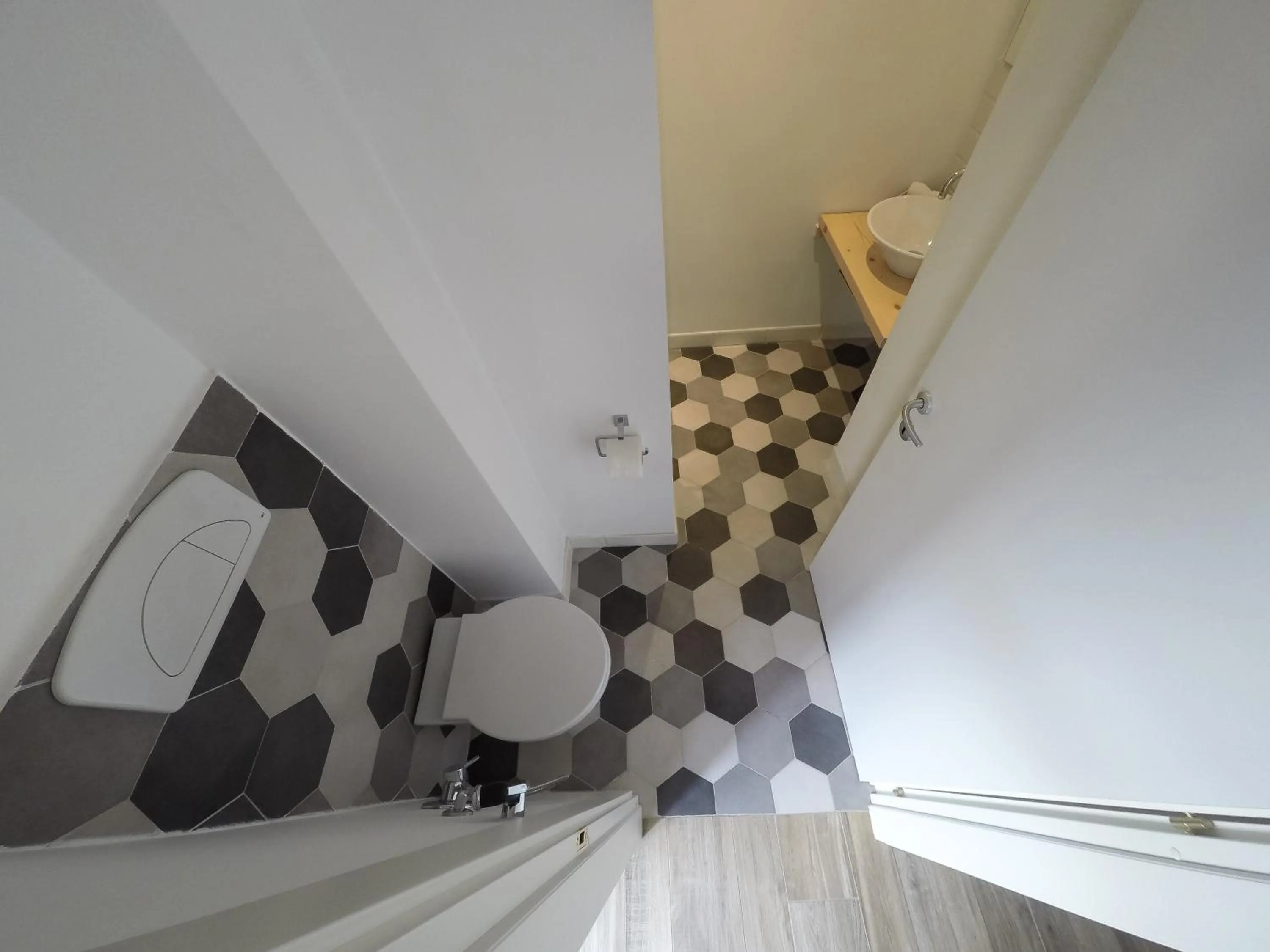 Shower in Maison Coquette