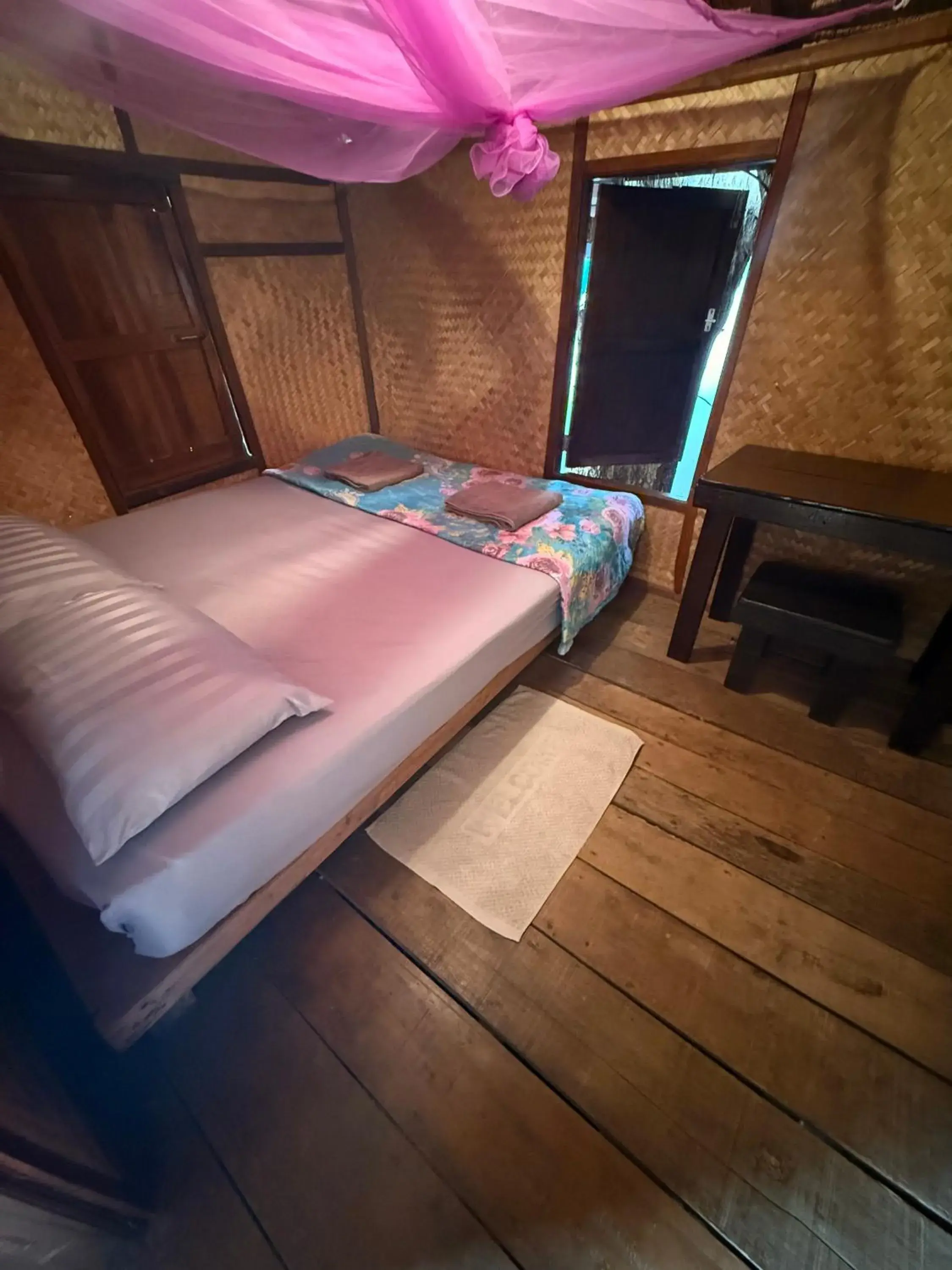 Double Room with Shared Bathroom in Blue Sky Resort Double Room with Shared Bathroom in Blue Sky Resort