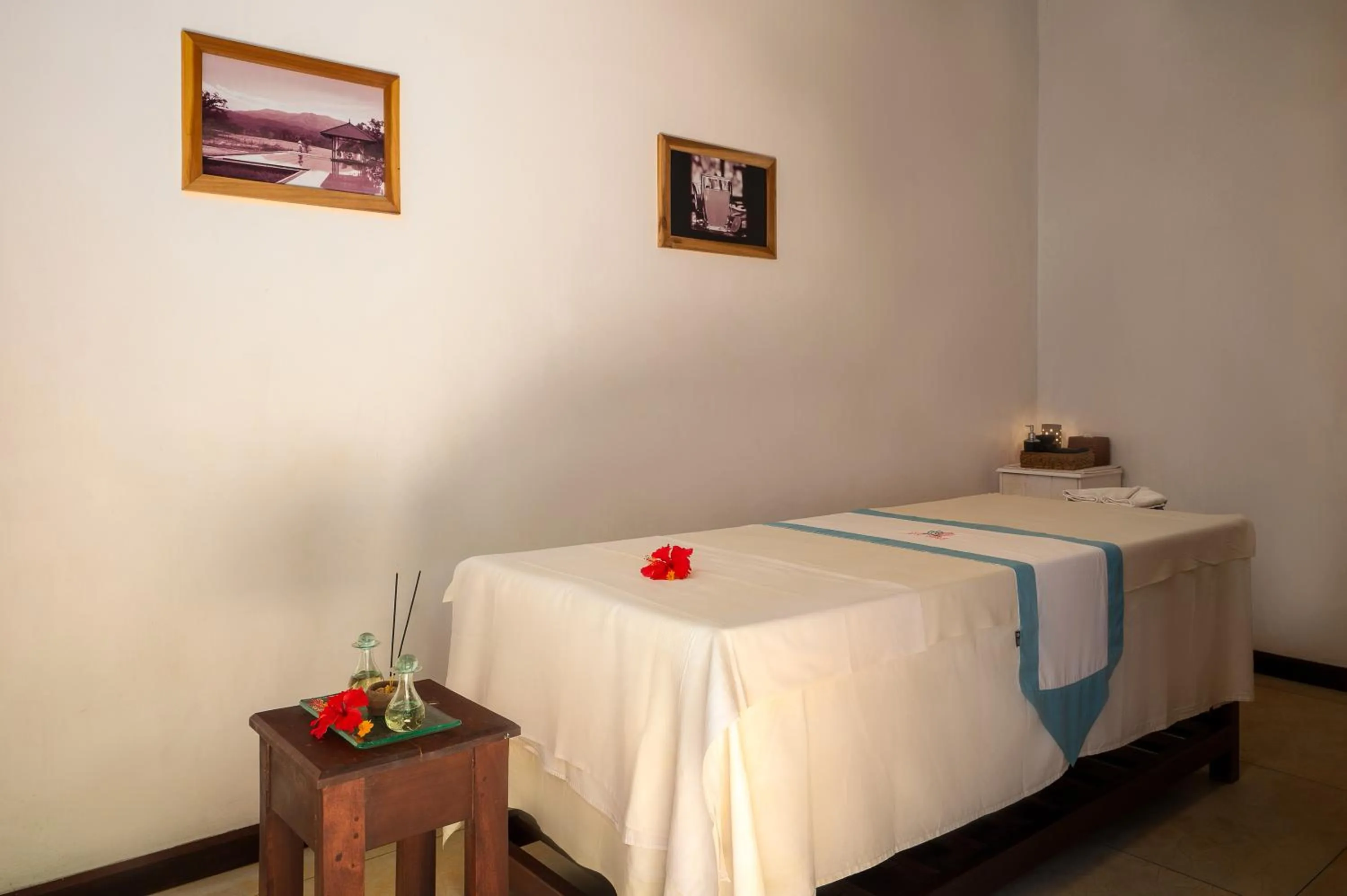 Spa and wellness centre/facilities, Bed in Jetwing Kaduruketha