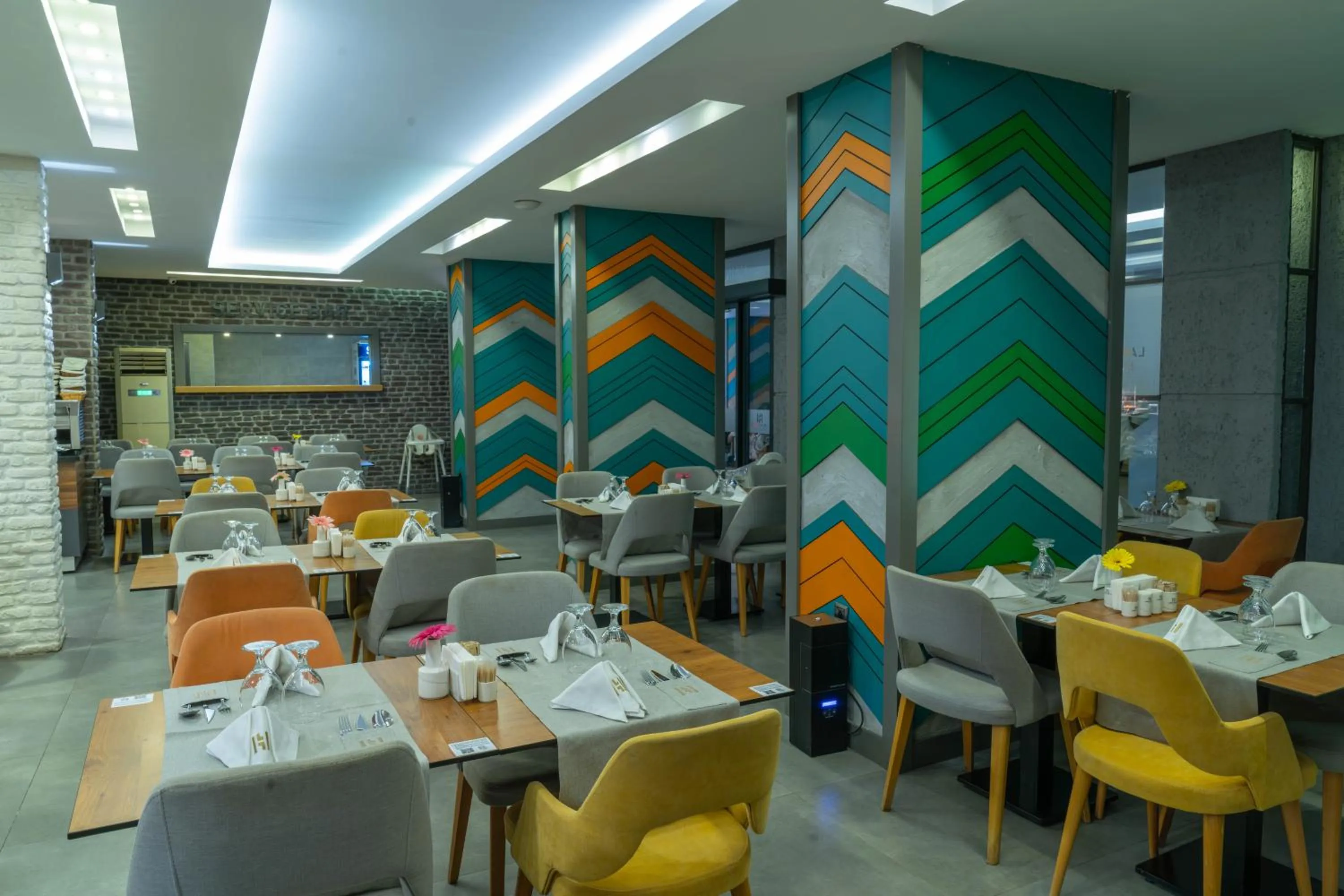 Restaurant/places to eat in Laren Family Hotel & Spa - Boutique Class