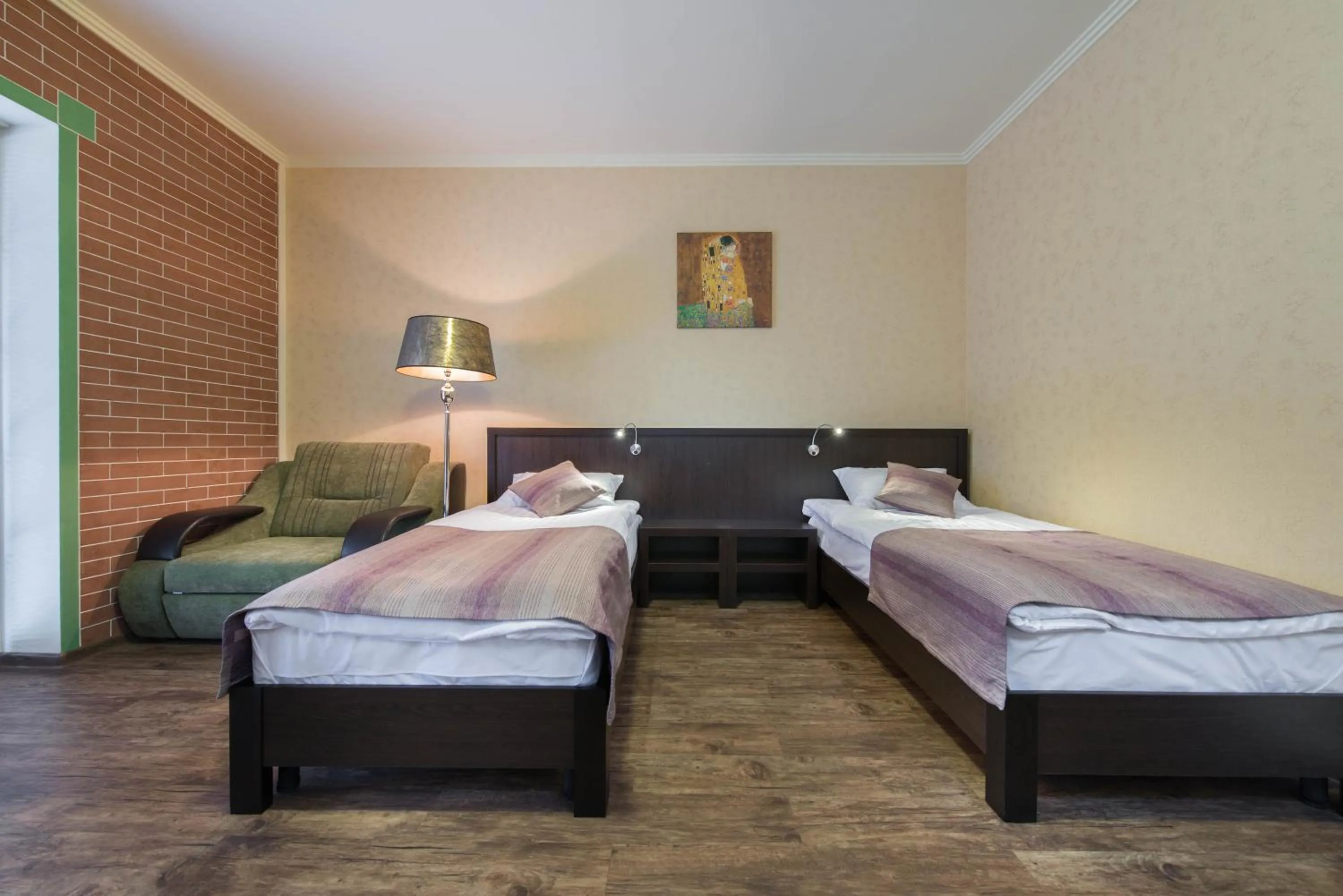 Photo of the whole room, Bed in Green Villa