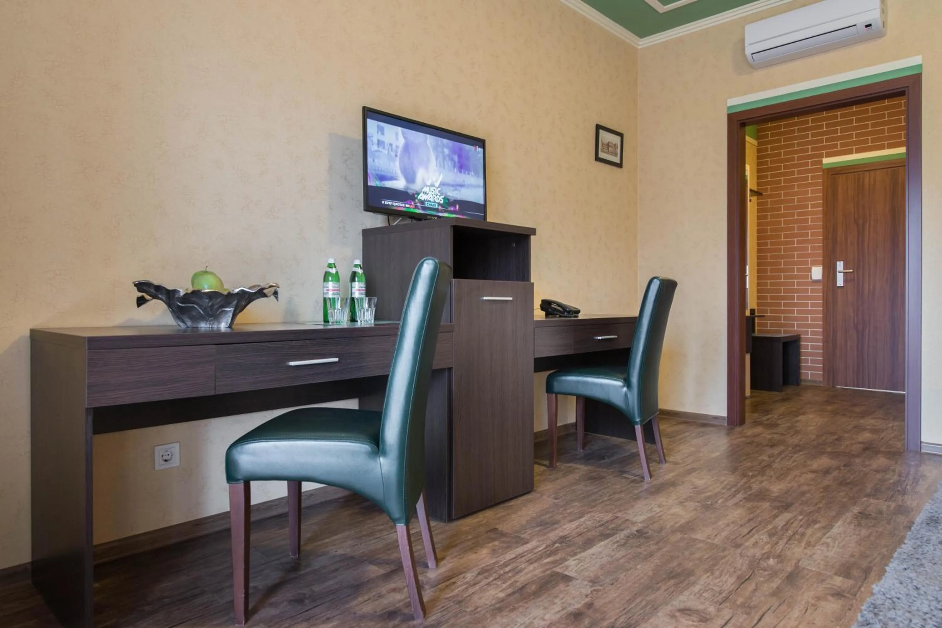 Decorative detail in Green Villa