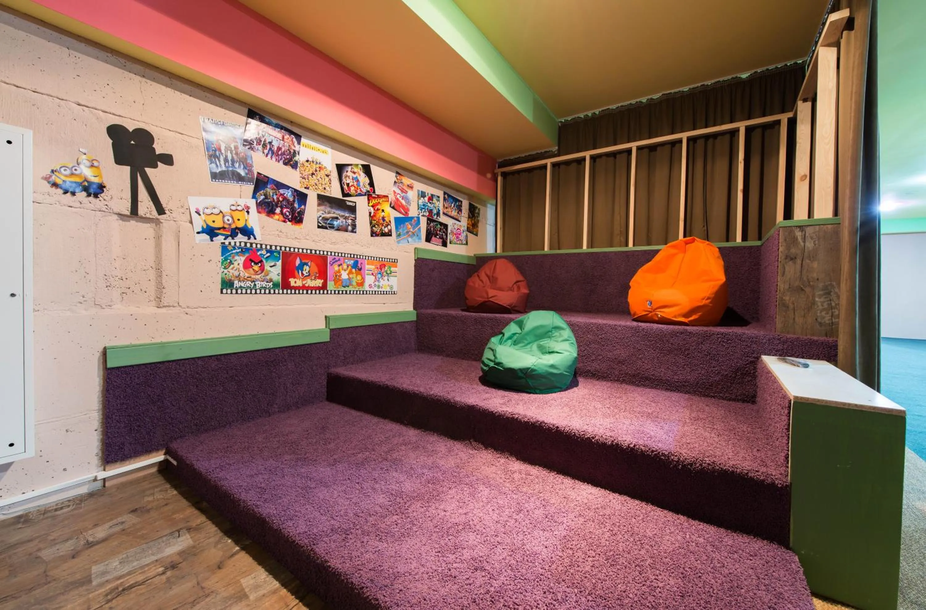 Game Room in Green Villa