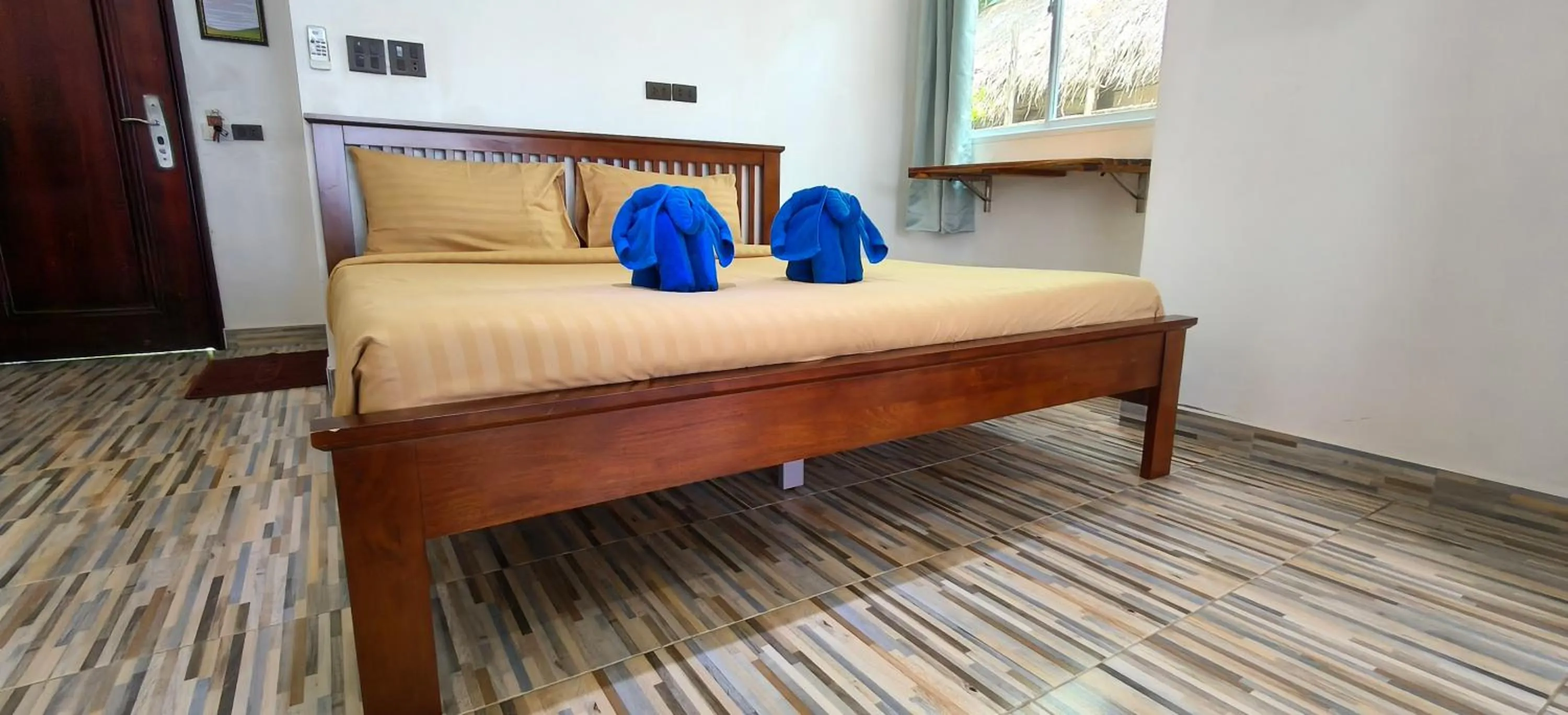 Bed in Yuyu Golden Beach