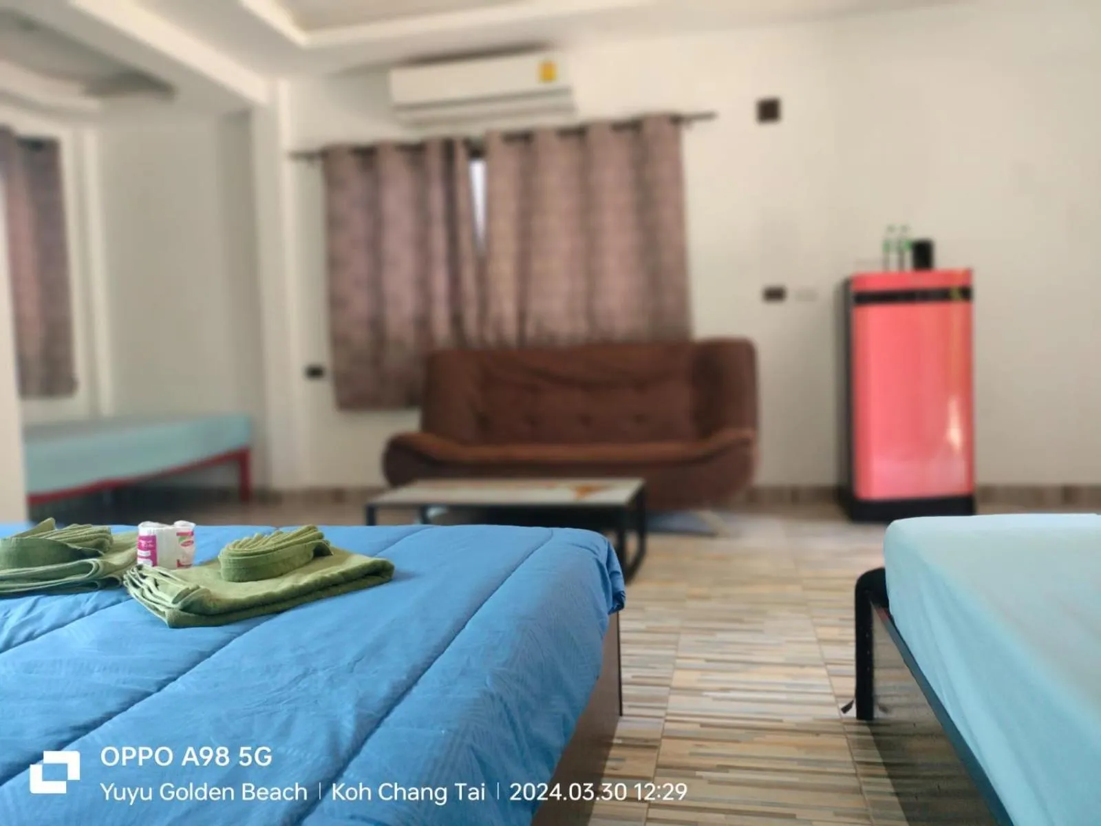 Photo of the whole room, Bed in Yuyu Golden Beach