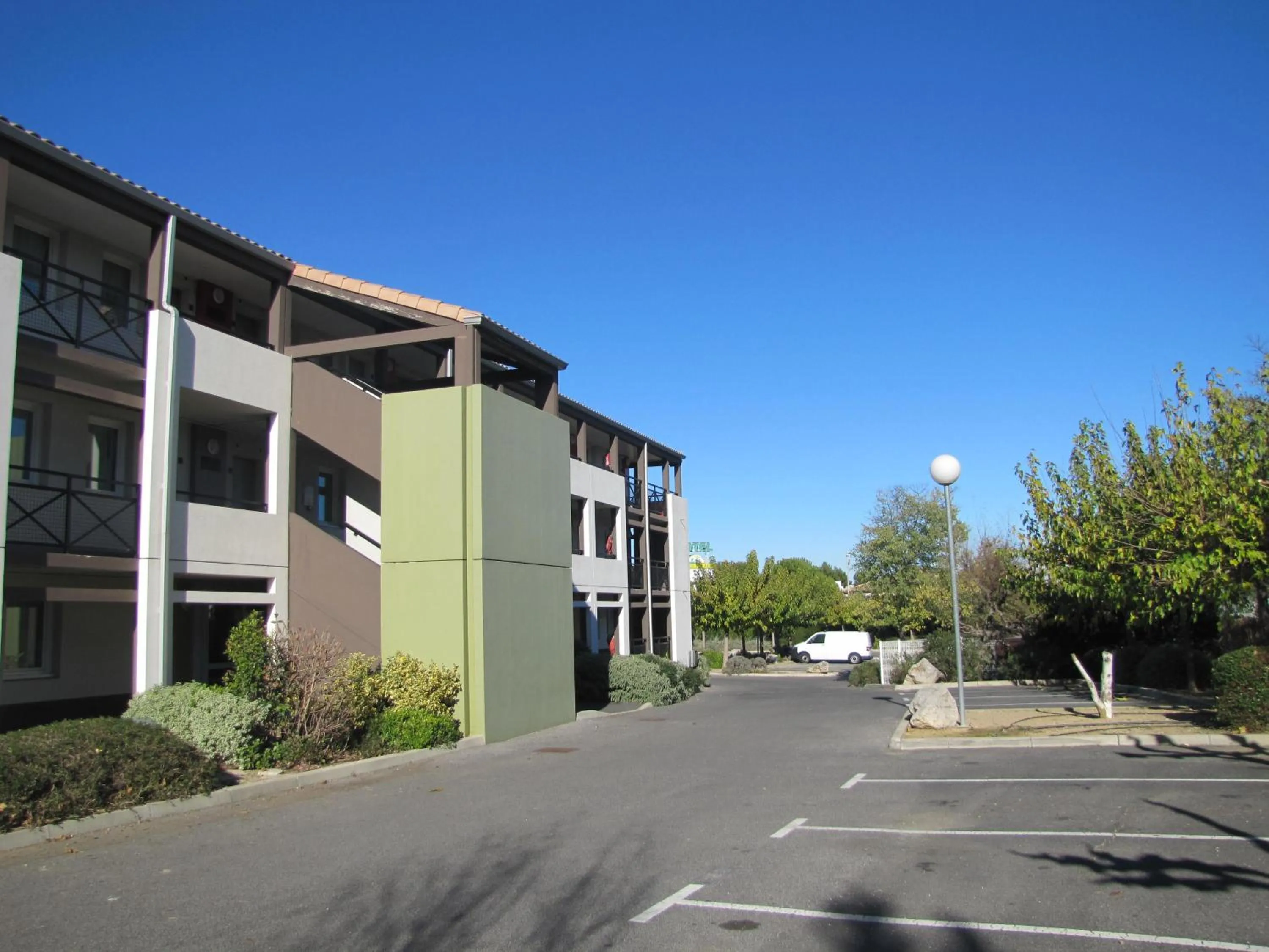 Autumn in B&B HOTEL Montpellier 2