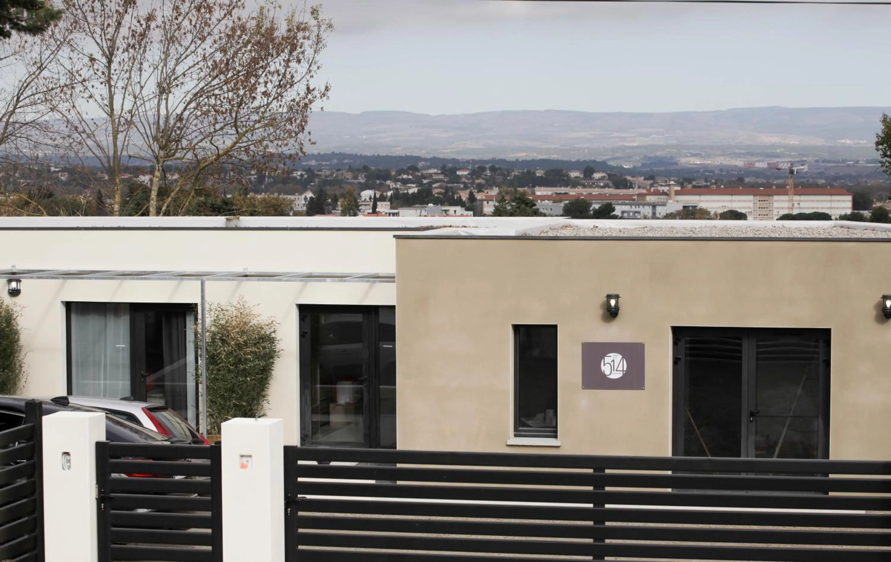 Nearby landmark in 514 Appart Hotel