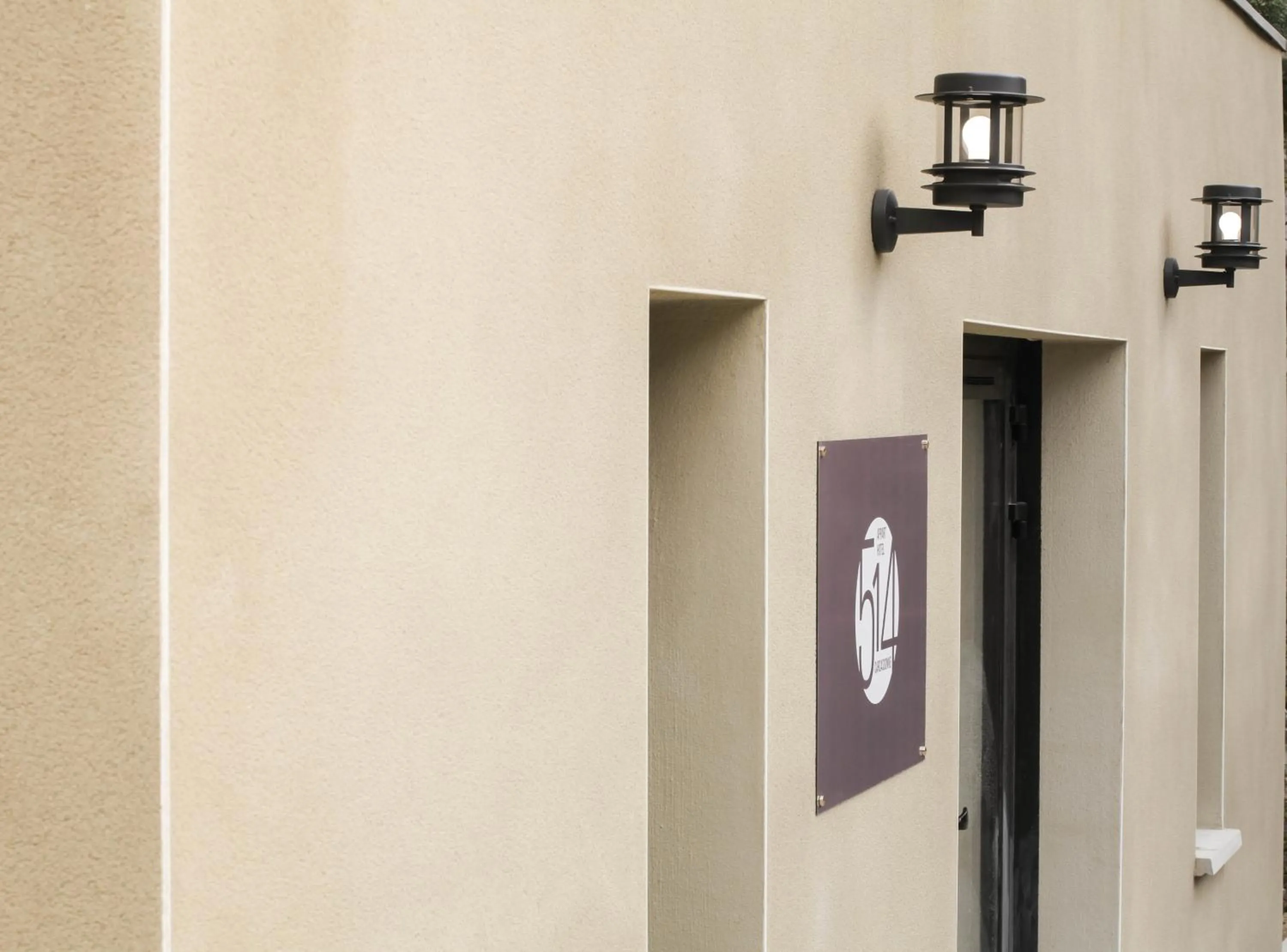 Communal lounge/ TV room in 514 Appart Hotel