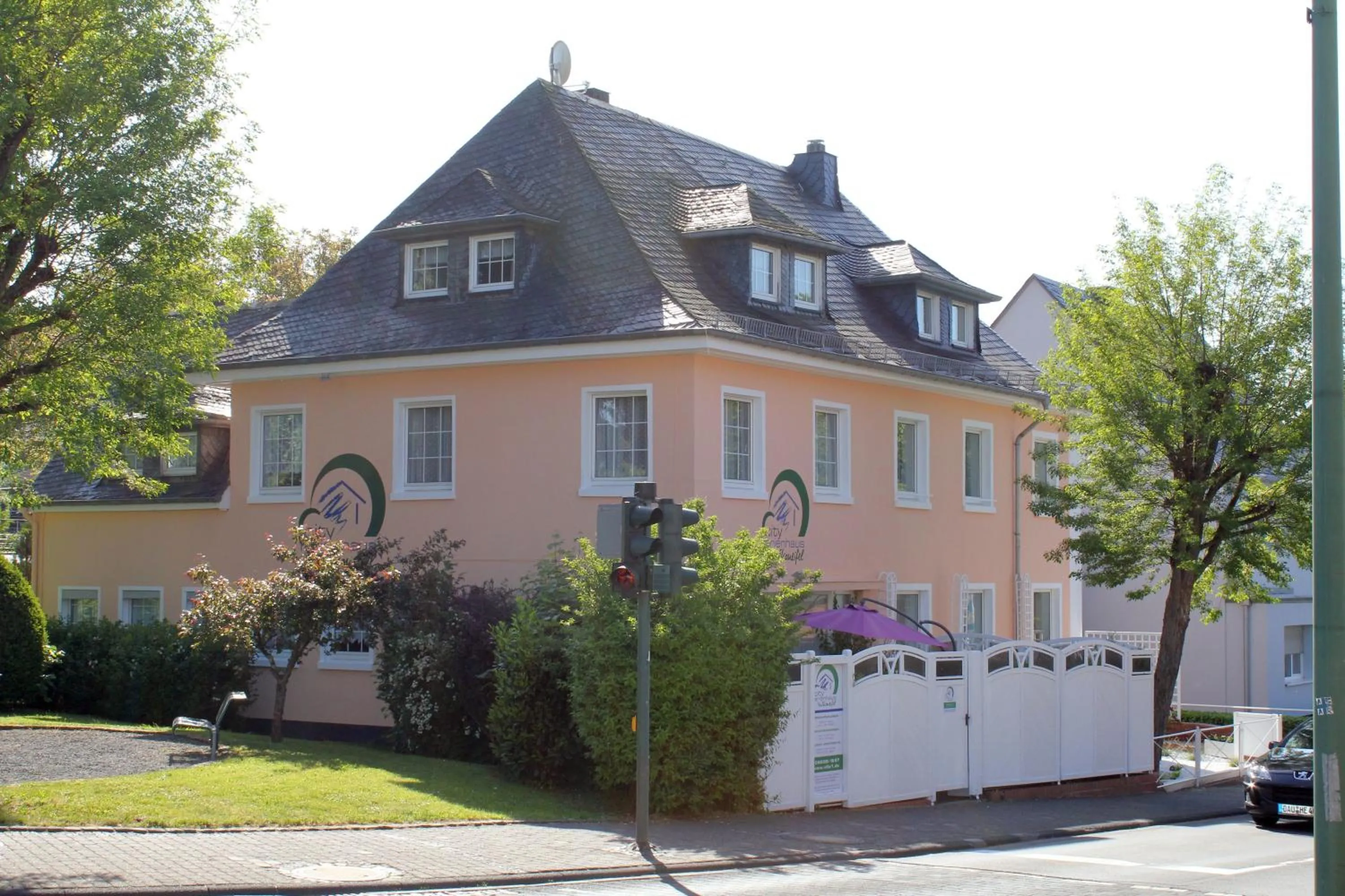 Five-Bedroom House in City Ferienhaus Vulkaneifel