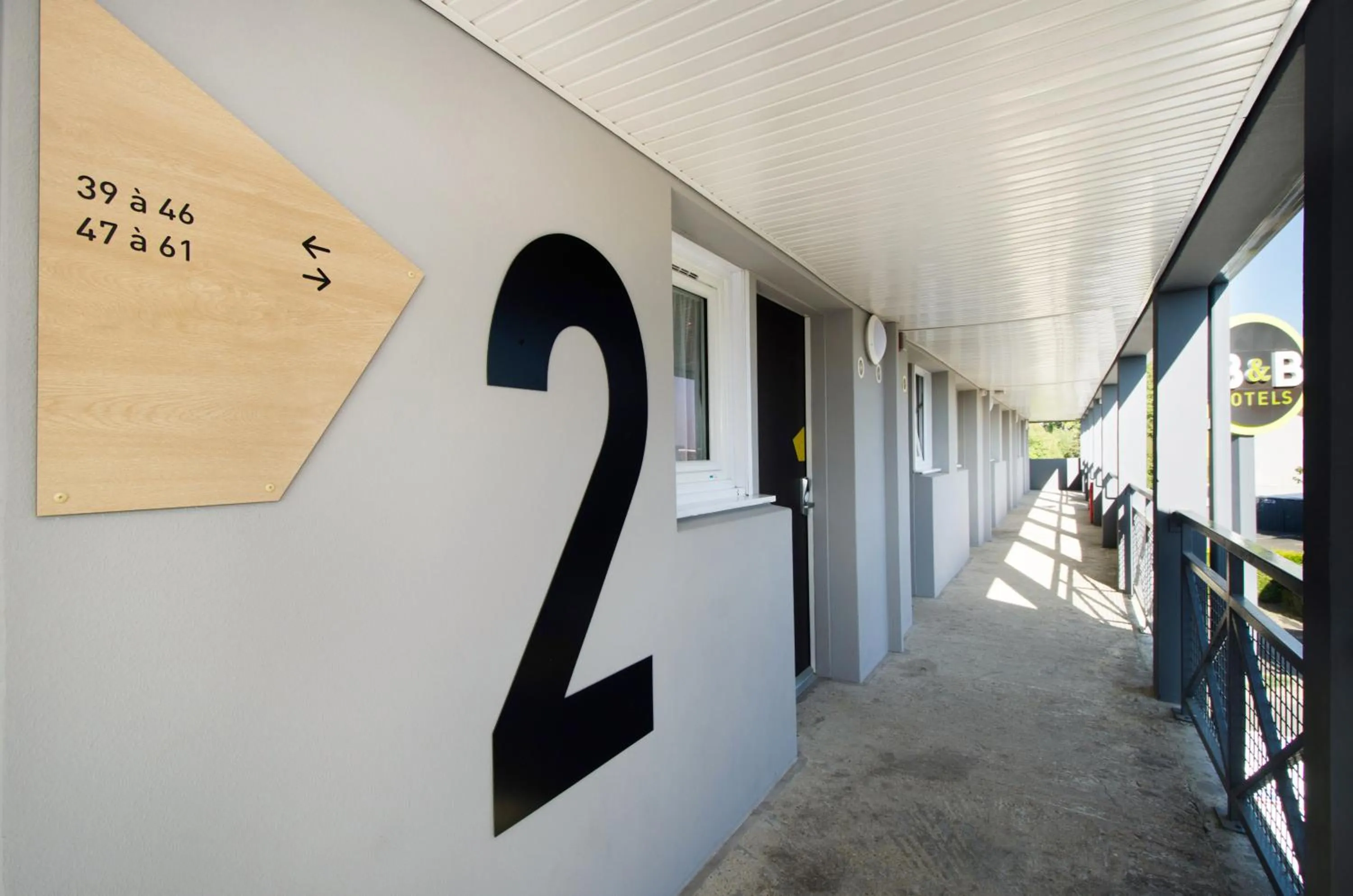 Property building in B&B HOTEL CHARTRES Le Forum