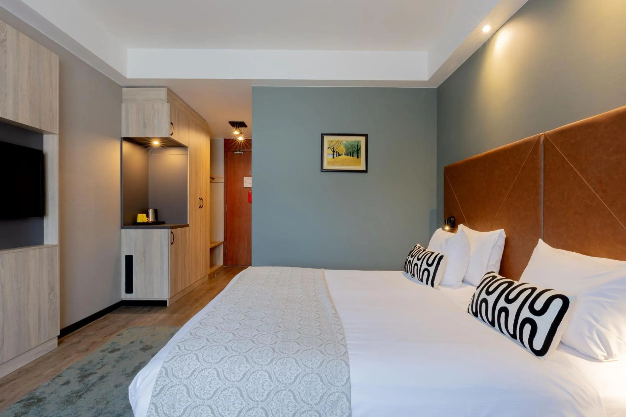 Bed in Shanghai Hotel Holland