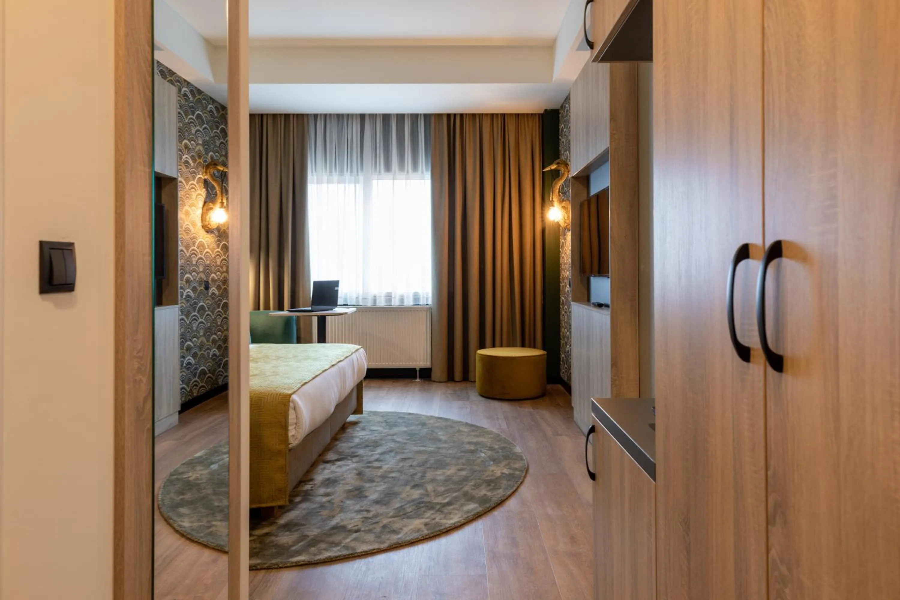 TV and multimedia, Bed in Shanghai Hotel Holland