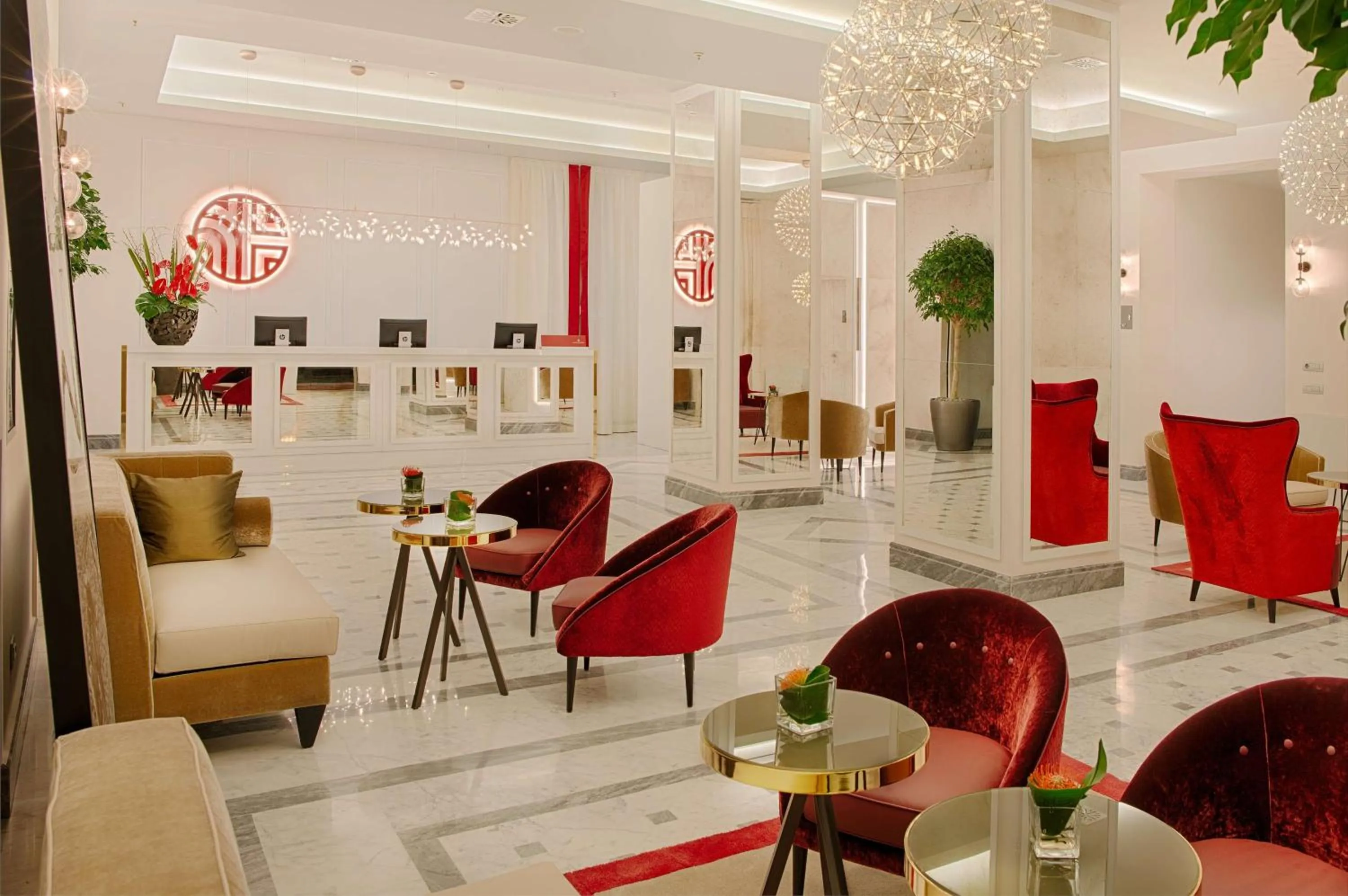 Lobby or reception in NH Collection Palazzo Cinquecento