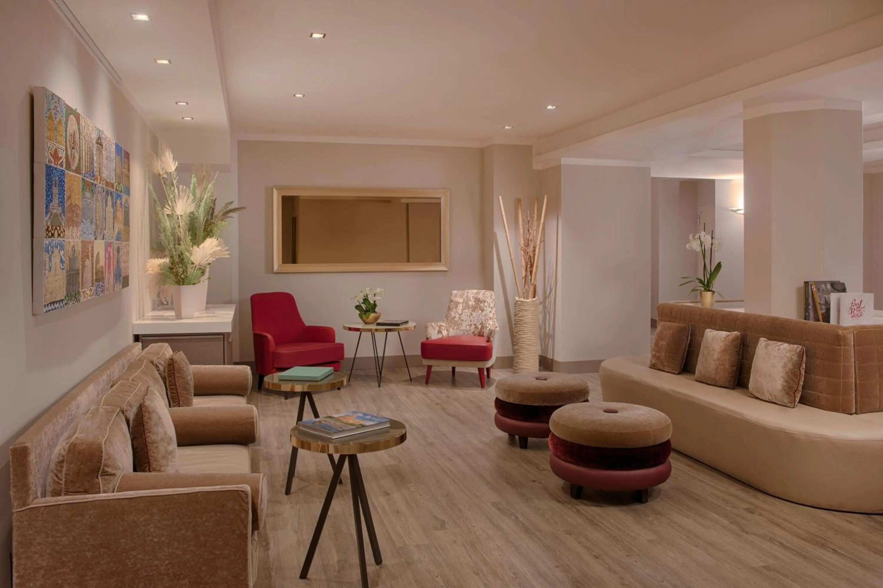 Lobby or reception in NH Collection Palazzo Cinquecento