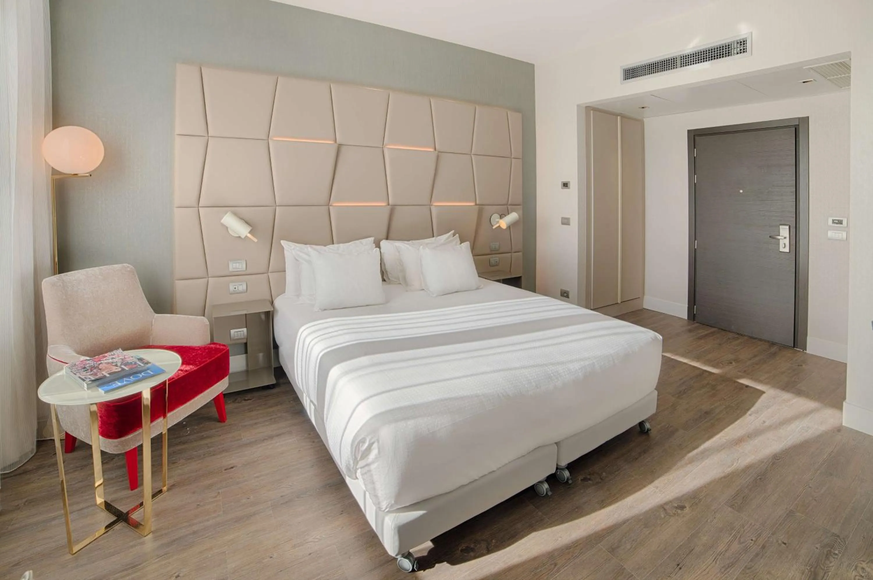 Bedroom, Bed in NH Collection Palazzo Cinquecento