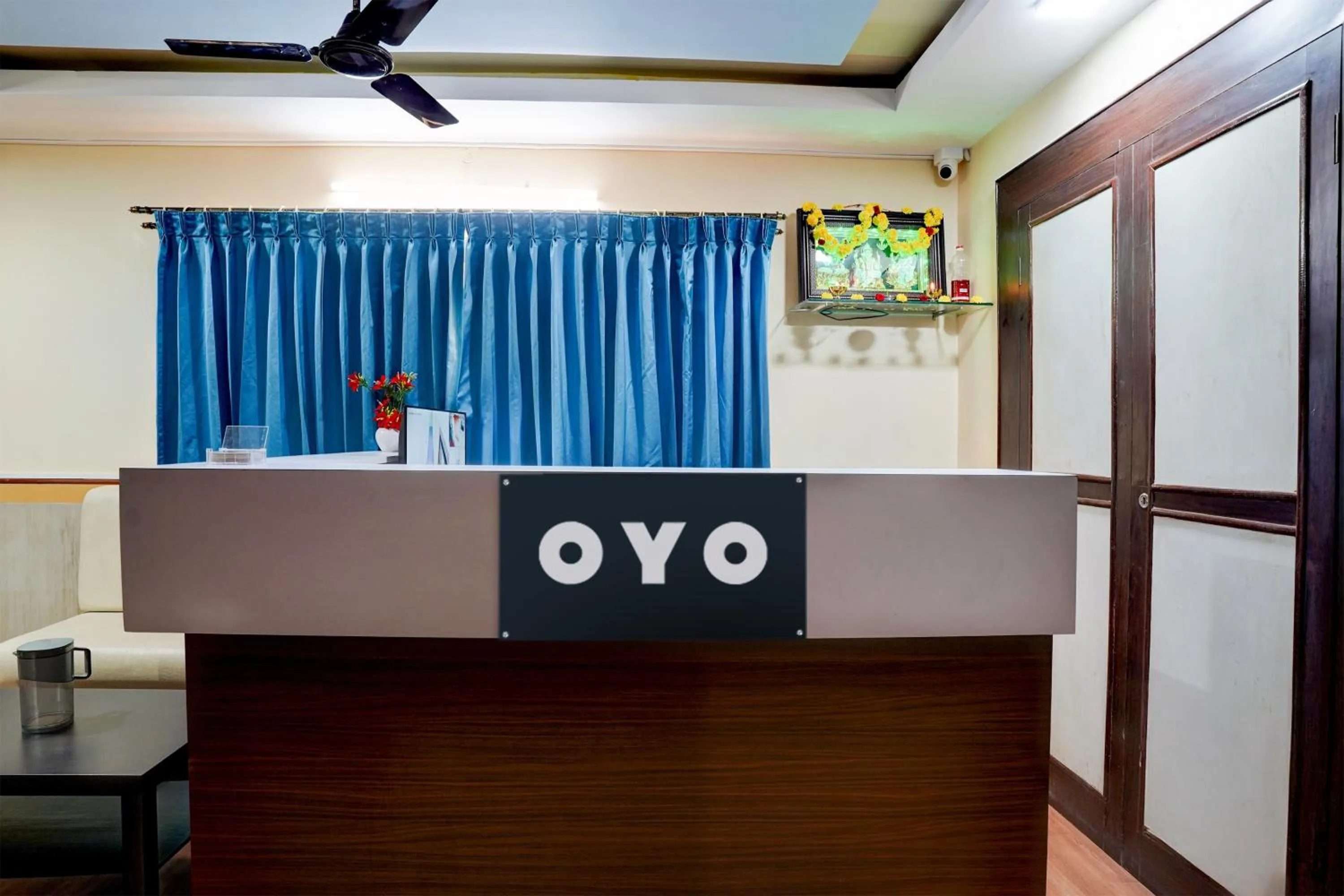 Lobby or reception in Hotel O By OYO Shiva's Inn