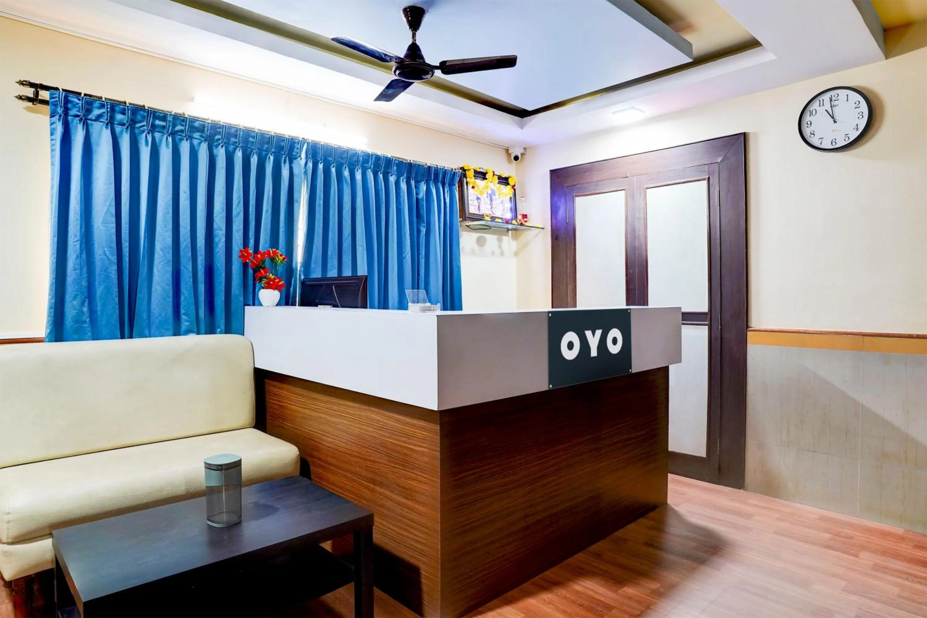 Lobby or reception in Hotel O By OYO Shiva's Inn