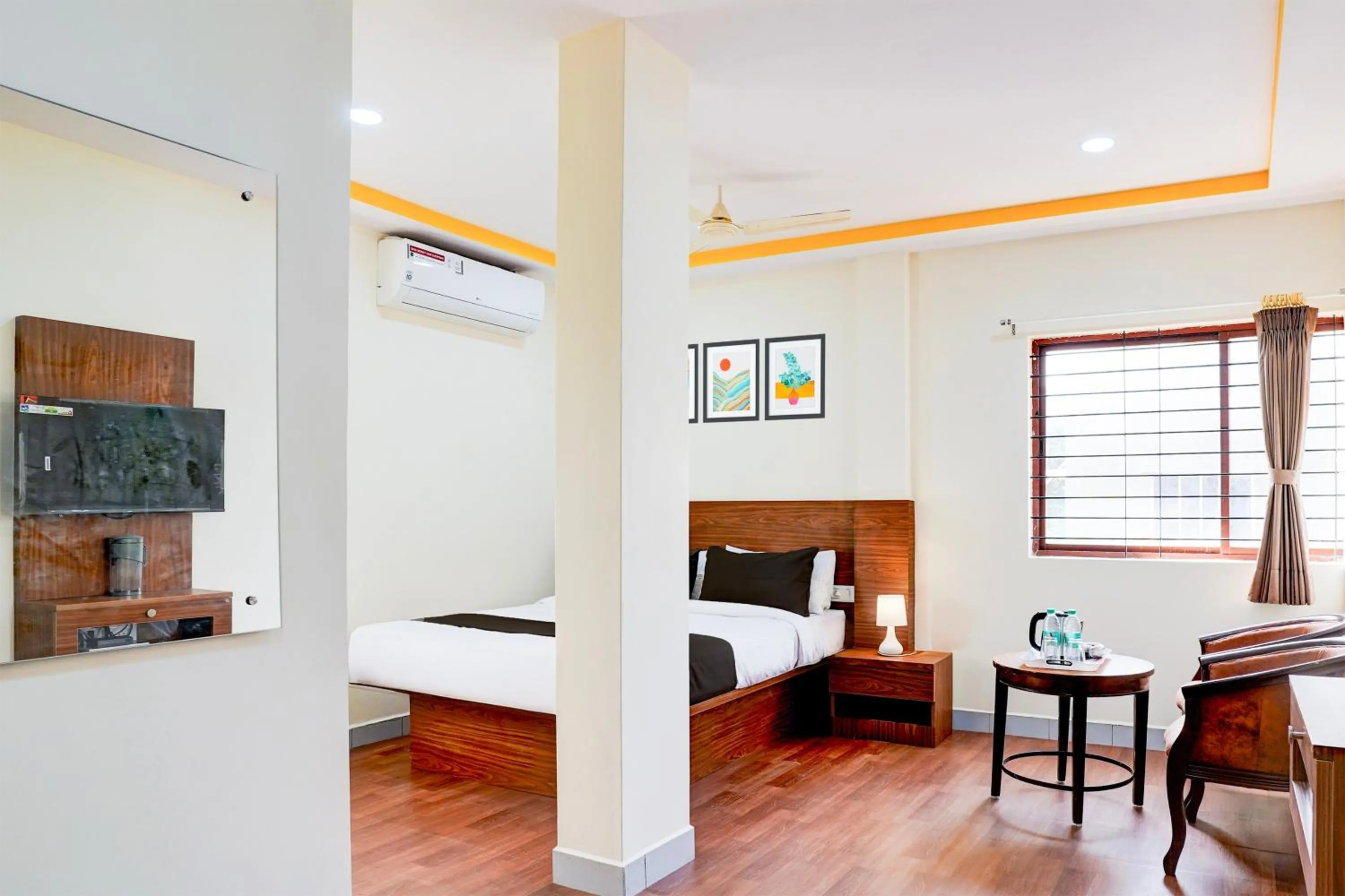 Bedroom, Bed in Hotel O By OYO Shiva's Inn