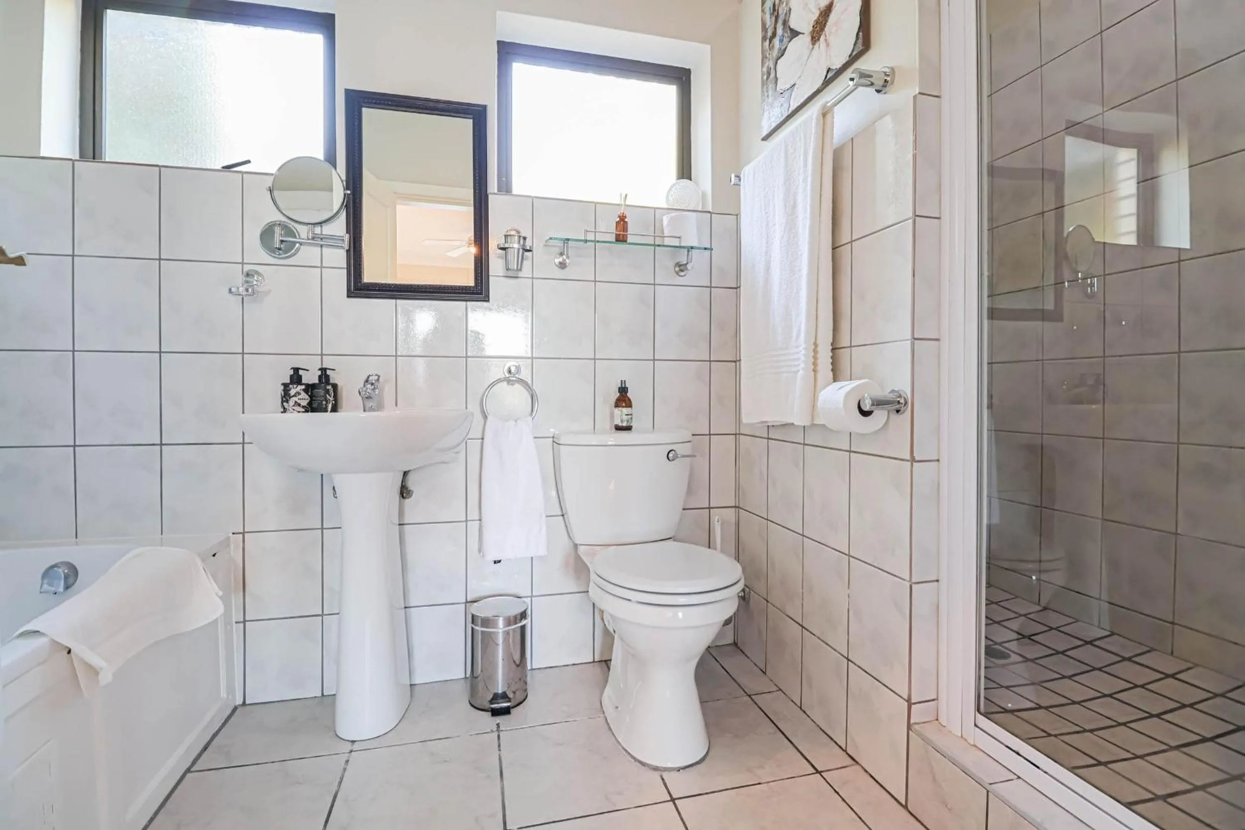 Shower in Amber Guest Lodge