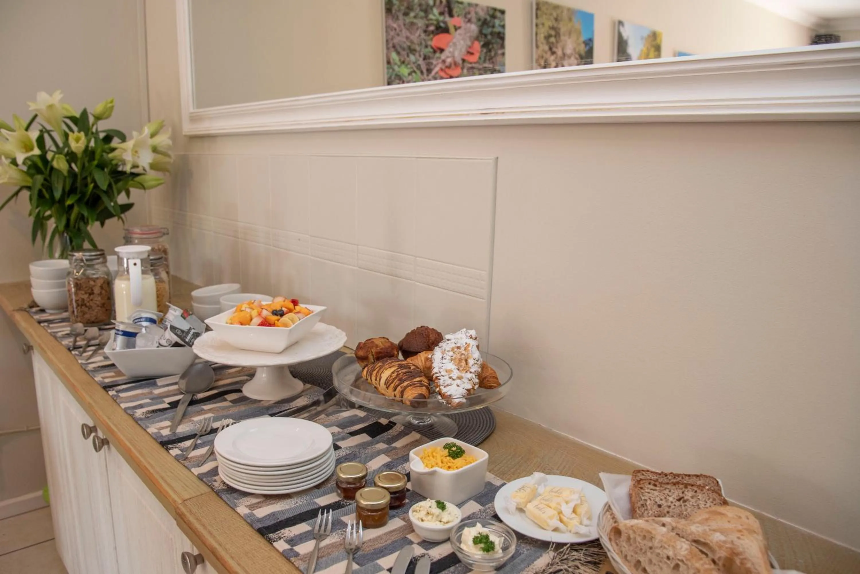 Breakfast in Amber Guest Lodge