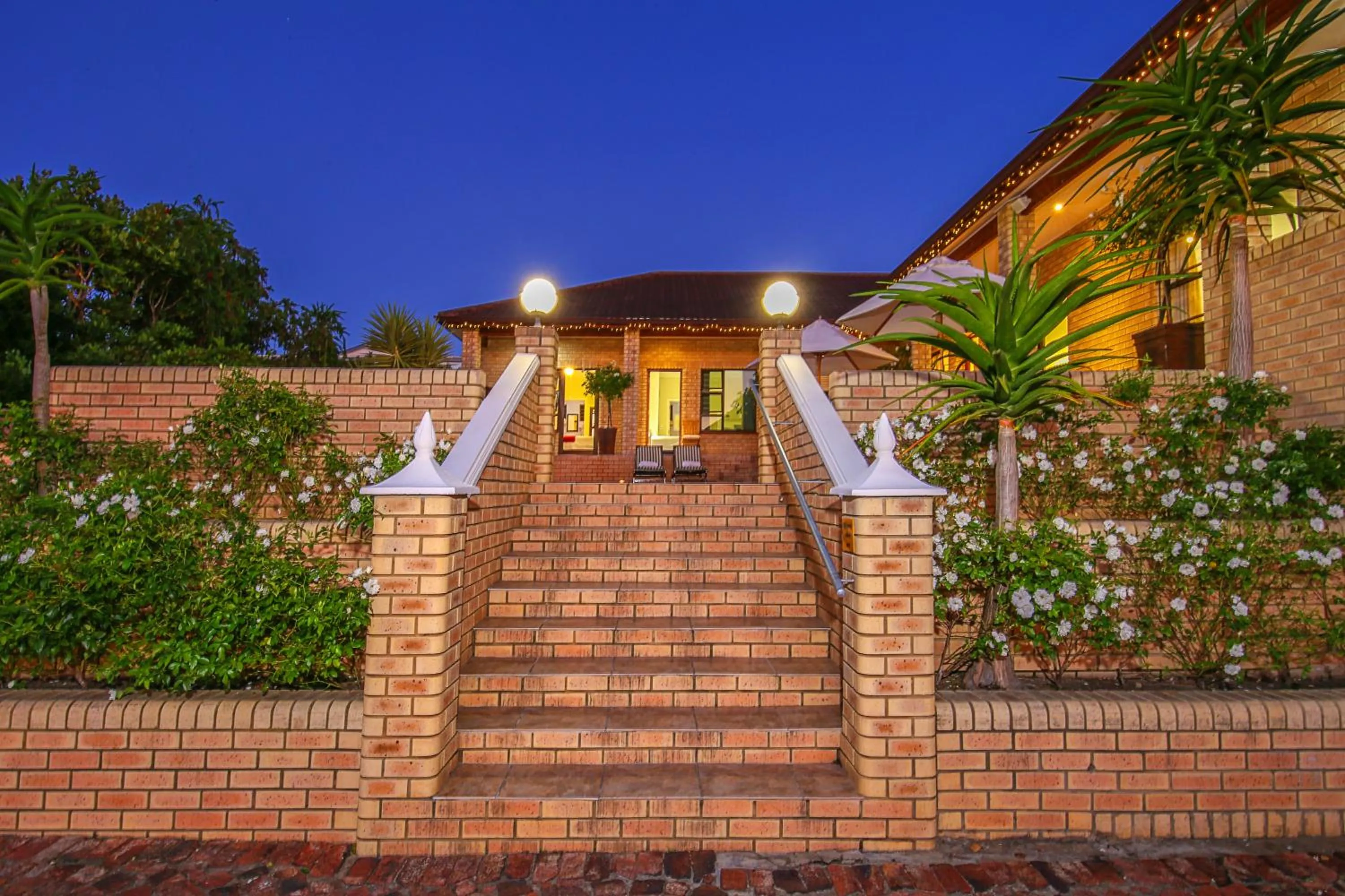 Facade/entrance in Amber Guest Lodge