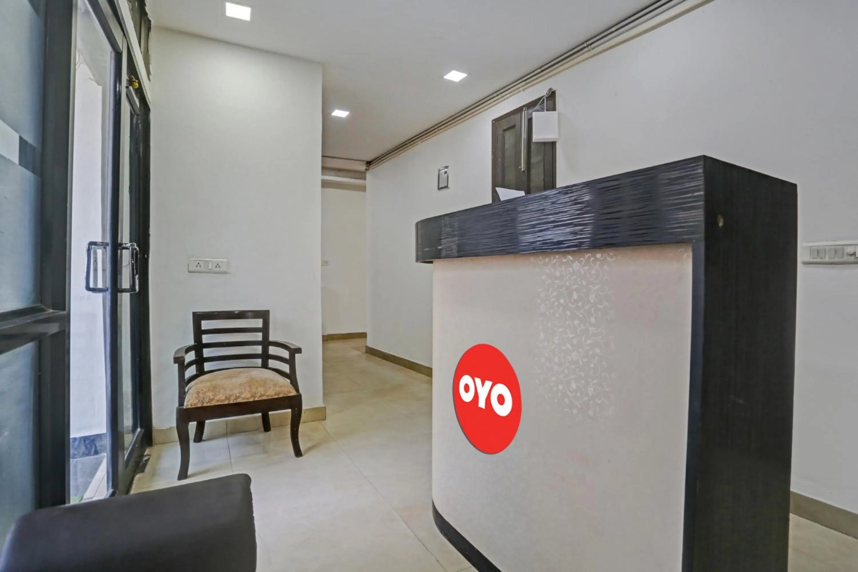 Lobby or reception in Hotel O Premium Rooms