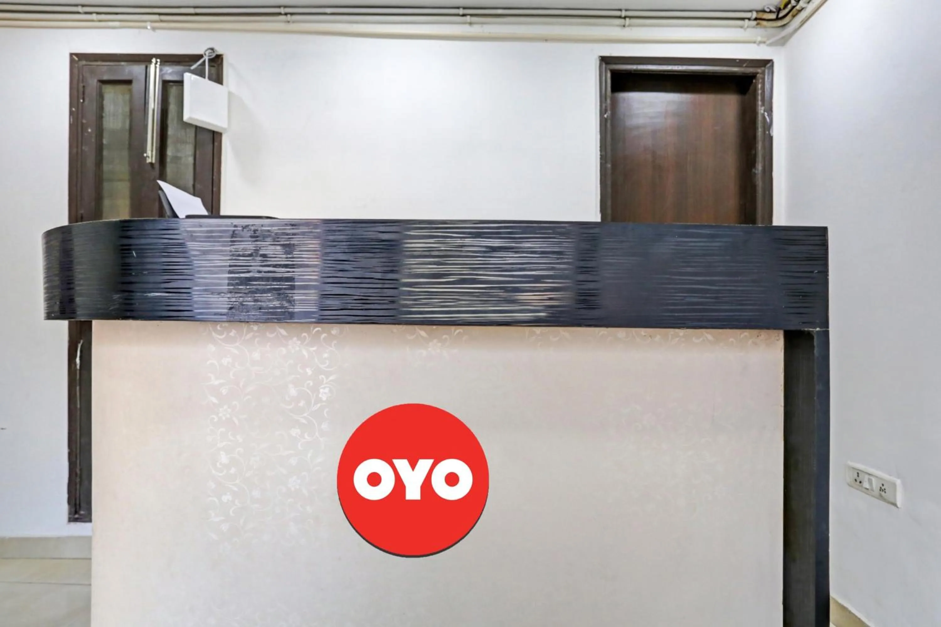 Lobby or reception in Hotel O Premium Rooms