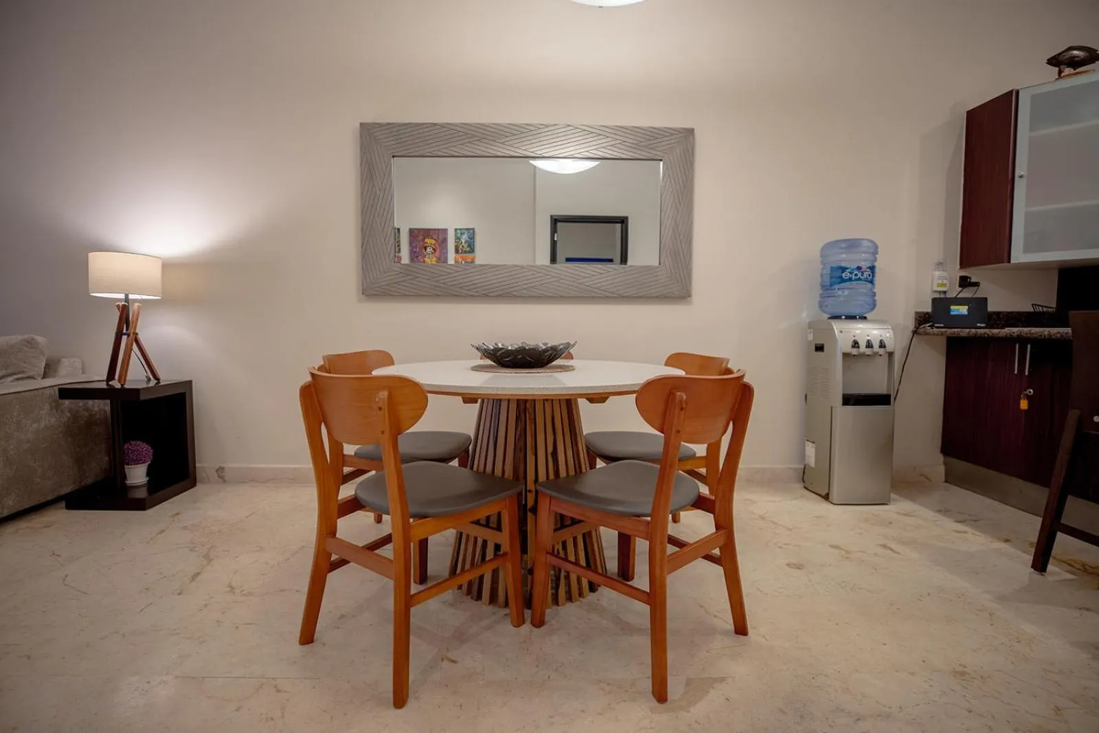 Kitchen or kitchenette in Oceanfront el Faro Surf 302
